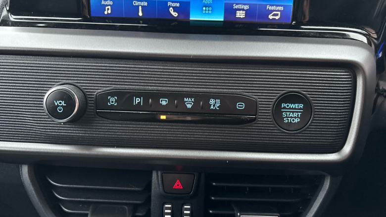 Ford Transit Courier Petrol 1.0 EcoBoost 125ps Limited Van